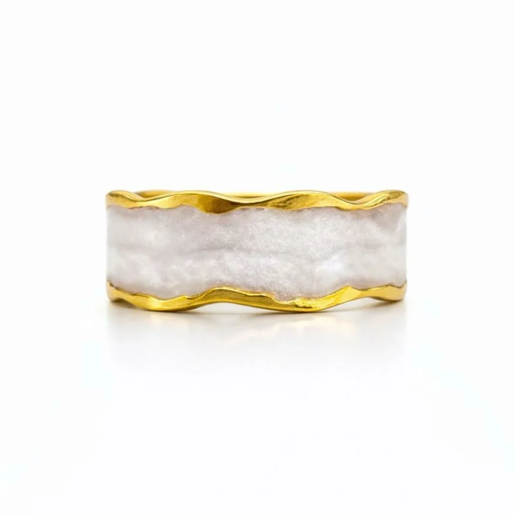 Resin Wavy Adjustable Ring - Picture 1 of 2